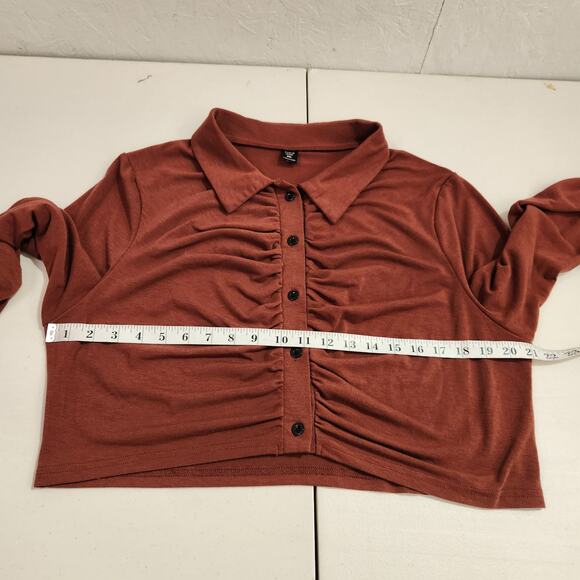 Shein Plus Button Down Ruched Crop Top Size 3X - Picture 8 of 9